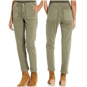 Paige Denim - Mayslie Straight Ankle in Vintage Ivy Green